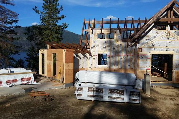 Sandpoint-Idaho-Canadian-Timberframes-Construction-Custom-Wall-Panels